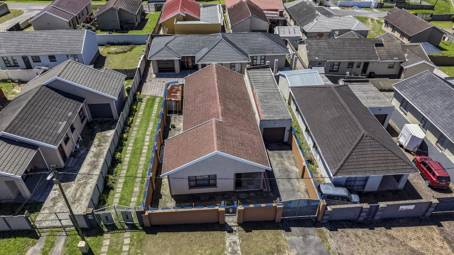 4 Bedroom Property for Sale in Haven Hills Eastern Cape